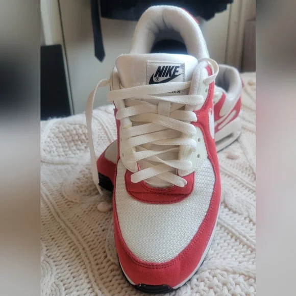 Nike Womans Air 90 Sneakers - Cream and Red Good Condition Sz 10 - Picture 7 of 10